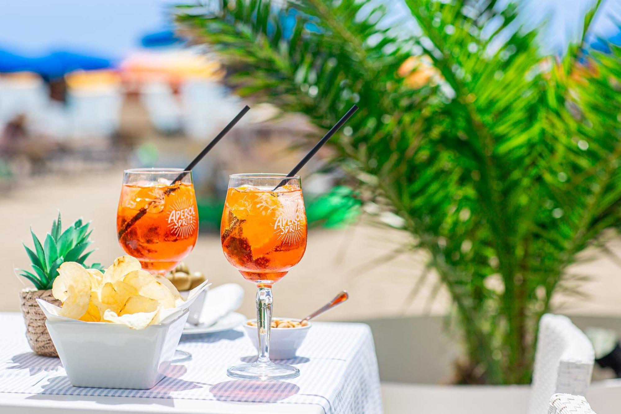 Hotel Vittoria Lignano Sabbiadoro Esterno foto